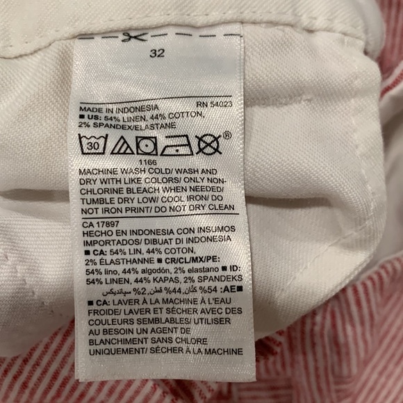 Old Navy size 32, Hurley size 32 - Picture 3 of 16